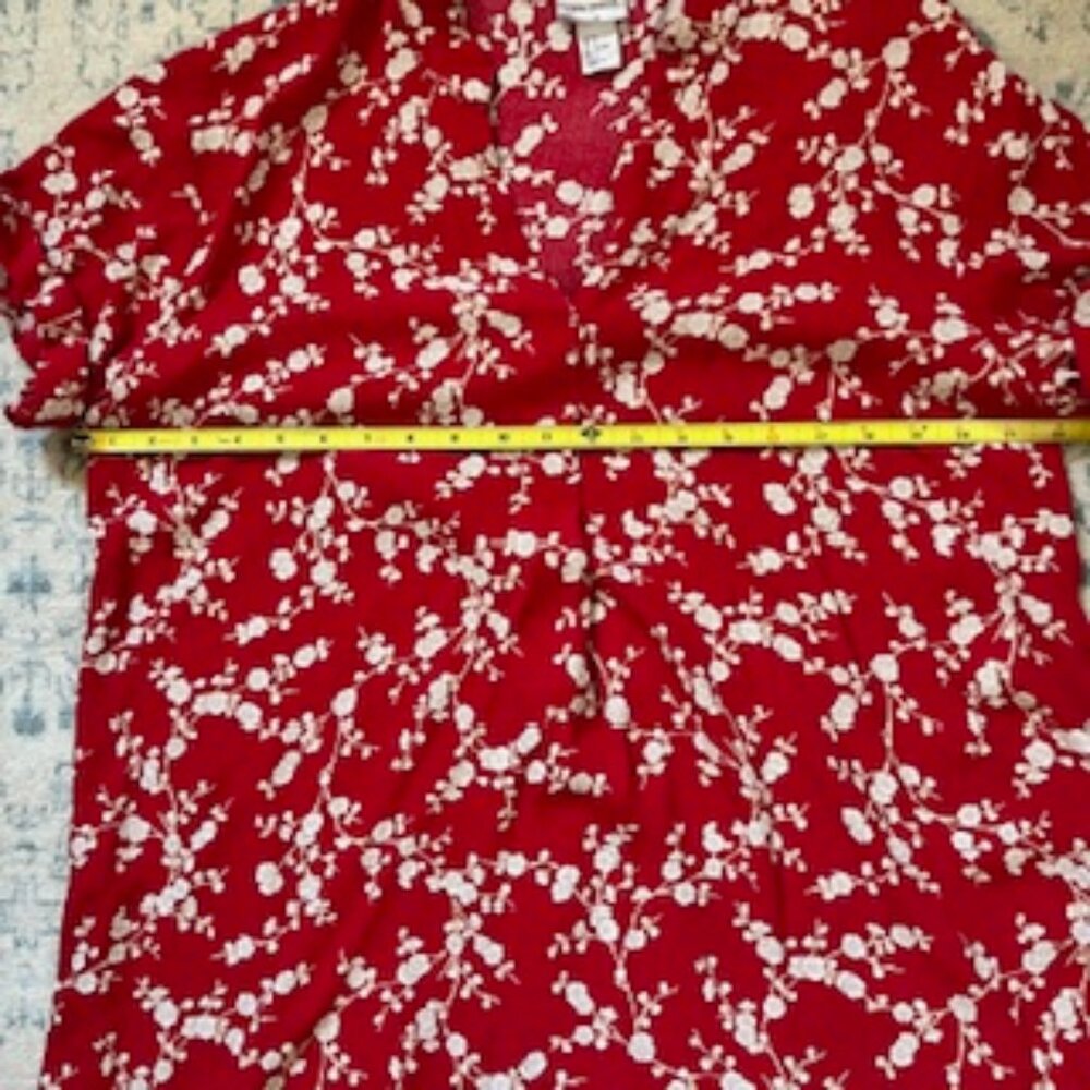 Red Floral Short Sleeve Women's Dress - Picture 6 of 10